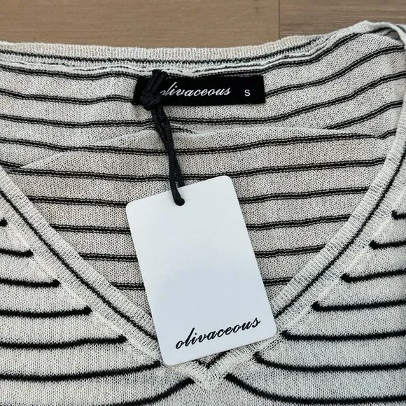NWT* Olivaceous Linen Blend White Sweater w/ Black Stripes - Women's S - Picture 3 of 7